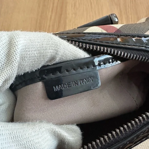 Burberry Boston Bag - Picture 13 of 17